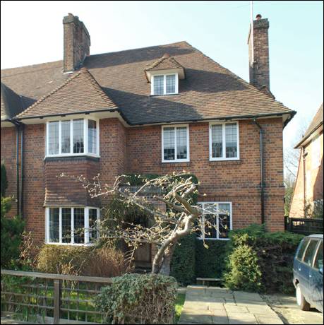 11 Rotherwick Road